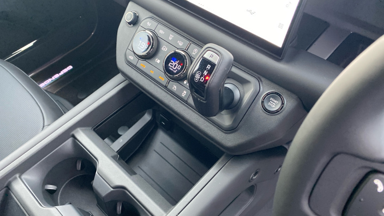 Land Rover Defender 4.4 P635 Octa 110 5dr Auto Petrol Estate